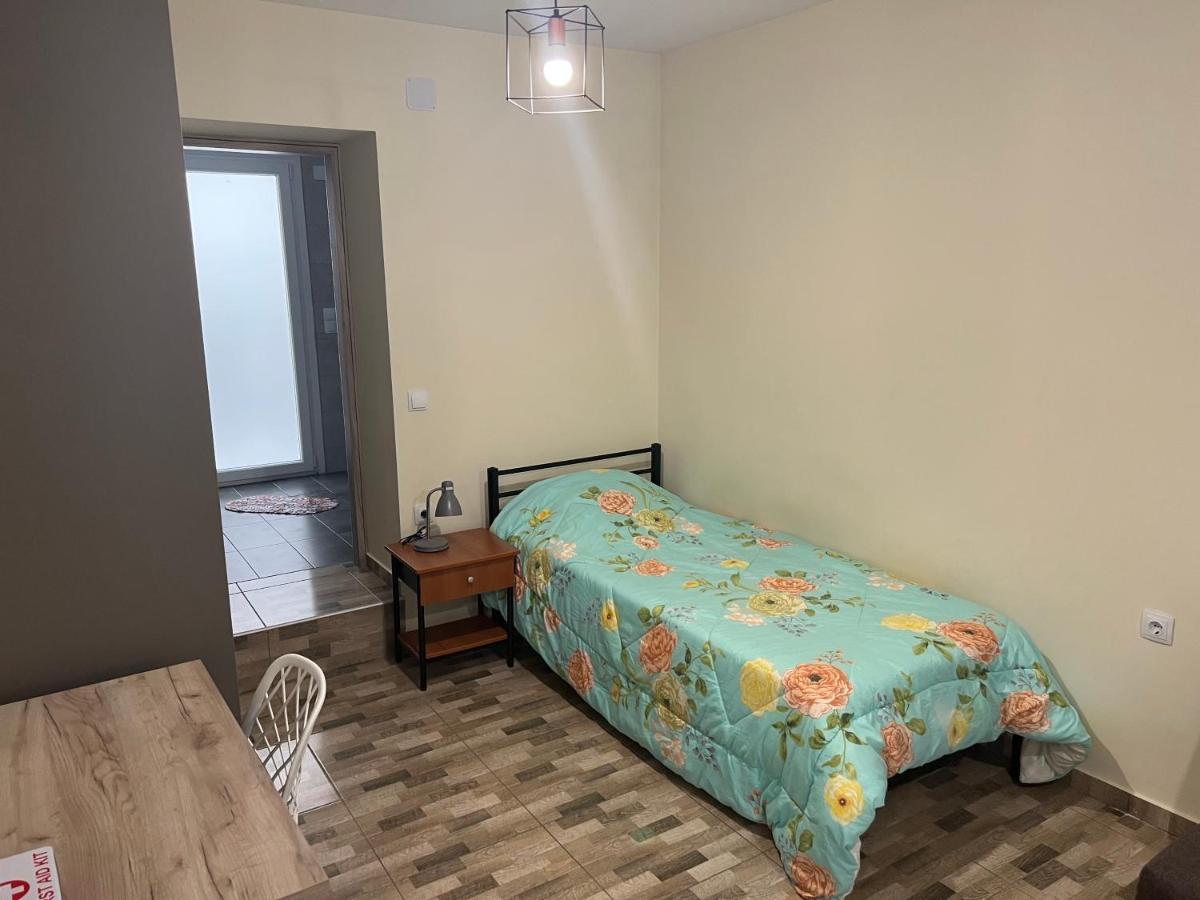 Elegant Studio Mytilini Apartment Bagian luar foto