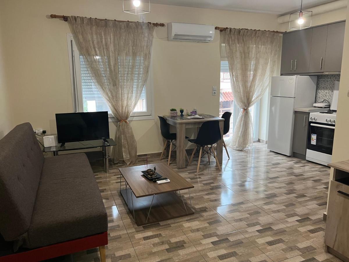 Elegant Studio Mytilini Apartment Bagian luar foto